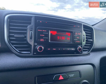Белый Киа Sportage, объемом двигателя 2 л и пробегом 89 тыс. км за 17800 $, фото 61 на Automoto.ua