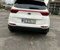 Белый Киа Sportage, объемом двигателя 1.7 л и пробегом 170 тыс. км за 16000 $, фото 7 на Automoto.ua