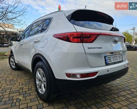 Белый Киа Sportage, объемом двигателя 1.69 л и пробегом 167 тыс. км за 15300 $, фото 9 на Automoto.ua