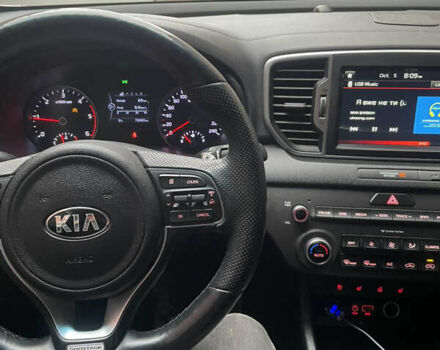 Білий Кіа Sportage, об'ємом двигуна 1.68 л та пробігом 79 тис. км за 18200 $, фото 9 на Automoto.ua