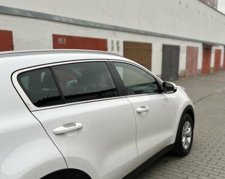 Белый Киа Sportage, объемом двигателя 1.69 л и пробегом 201 тыс. км за 14200 $, фото 61 на Automoto.ua