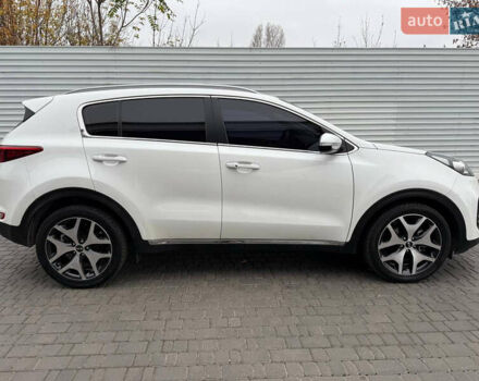Белый Киа Sportage, объемом двигателя 2 л и пробегом 160 тыс. км за 17200 $, фото 5 на Automoto.ua