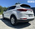 Білий Кіа Sportage, об'ємом двигуна 1.7 л та пробігом 138 тис. км за 16600 $, фото 5 на Automoto.ua