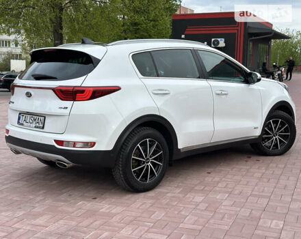 Белый Киа Sportage, объемом двигателя 2 л и пробегом 200 тыс. км за 18950 $, фото 75 на Automoto.ua