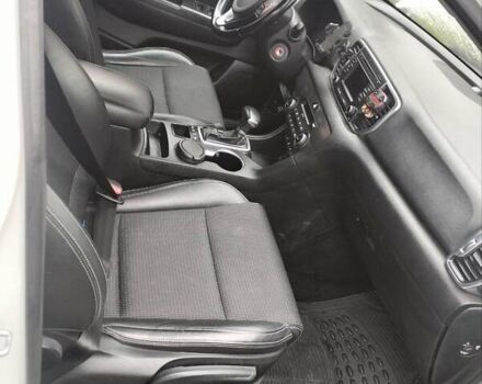 Білий Кіа Sportage, об'ємом двигуна 2 л та пробігом 97 тис. км за 15500 $, фото 3 на Automoto.ua