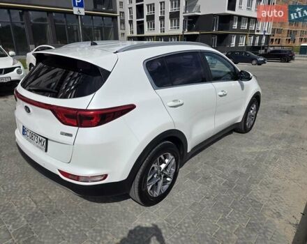 Белый Киа Sportage, объемом двигателя 2 л и пробегом 172 тыс. км за 18500 $, фото 4 на Automoto.ua