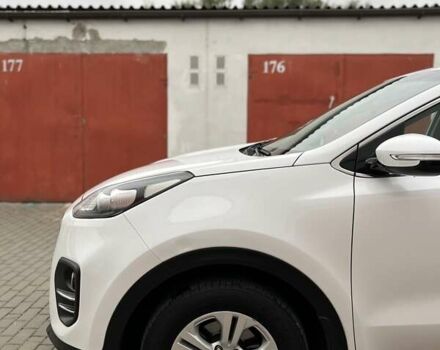 Белый Киа Sportage, объемом двигателя 1.69 л и пробегом 201 тыс. км за 14200 $, фото 43 на Automoto.ua