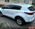 Белый Киа Sportage, объемом двигателя 2 л и пробегом 86 тыс. км за 18000 $, фото 4 на Automoto.ua