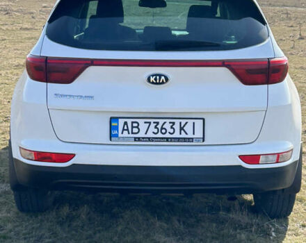 Белый Киа Sportage, объемом двигателя 2 л и пробегом 92 тыс. км за 17100 $, фото 10 на Automoto.ua