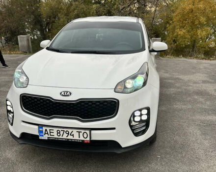 Белый Киа Sportage, объемом двигателя 1.7 л и пробегом 170 тыс. км за 16000 $, фото 8 на Automoto.ua