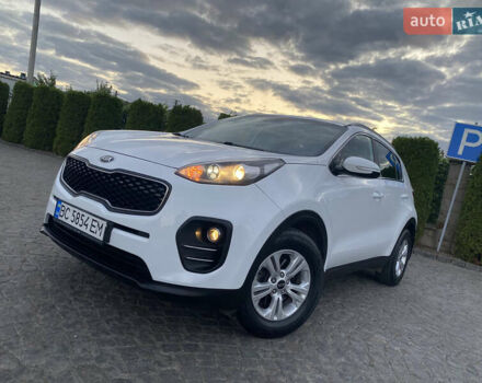 Кіа Sportage 2016 у Львові на Automoto.ua Білий Кіа Sportage, об'ємом двигуна 2 л та пробігом 89 тис. км за 17890 $, фото 53 на Automoto.ua