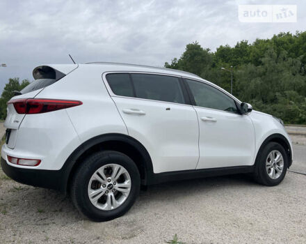 Белый Киа Sportage, объемом двигателя 1.69 л и пробегом 142 тыс. км за 14800 $, фото 13 на Automoto.ua