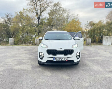 Белый Киа Sportage, объемом двигателя 1.7 л и пробегом 170 тыс. км за 16000 $, фото 17 на Automoto.ua
