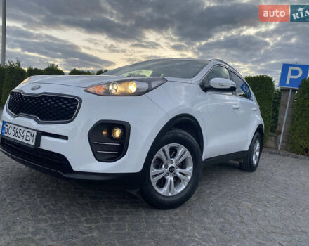 Кіа Sportage 2016 у Львові на Automoto.ua Білий Кіа Sportage, об'ємом двигуна 2 л та пробігом 89 тис. км за 17890 $, фото 52 на Automoto.ua