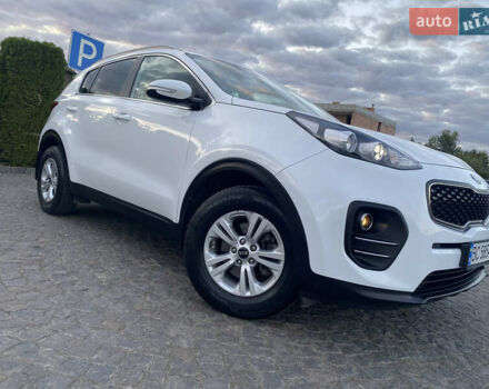 Кіа Sportage 2016 у Львові на Automoto.ua Білий Кіа Sportage, об'ємом двигуна 2 л та пробігом 89 тис. км за 17890 $, фото 13 на Automoto.ua