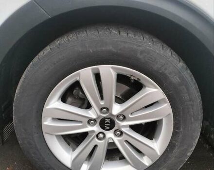 Білий Кіа Sportage, об'ємом двигуна 2 л та пробігом 97 тис. км за 15500 $, фото 9 на Automoto.ua