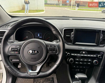 Белый Киа Sportage, объемом двигателя 2 л и пробегом 160 тыс. км за 17200 $, фото 25 на Automoto.ua