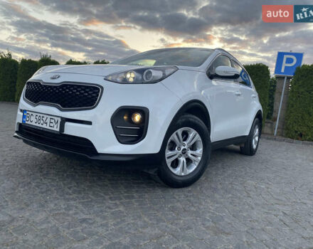 Кіа Sportage 2016 у Львові на Automoto.ua Білий Кіа Sportage, об'ємом двигуна 2 л та пробігом 89 тис. км за 17890 $, фото 1 на Automoto.ua
