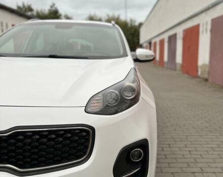 Белый Киа Sportage, объемом двигателя 1.69 л и пробегом 201 тыс. км за 14200 $, фото 39 на Automoto.ua
