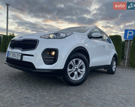 Кіа Sportage 2016 у Львові на Automoto.ua Білий Кіа Sportage, об'ємом двигуна 2 л та пробігом 89 тис. км за 17890 $, фото 2 на Automoto.ua