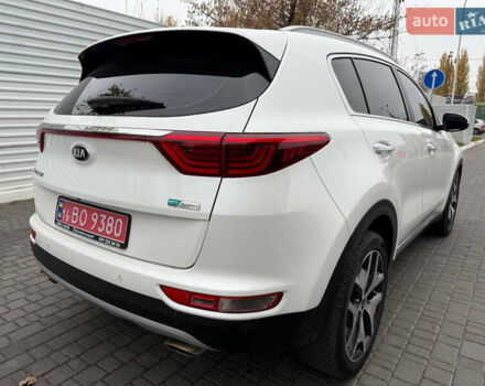 Белый Киа Sportage, объемом двигателя 2 л и пробегом 160 тыс. км за 17200 $, фото 4 на Automoto.ua