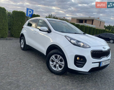 Кіа Sportage 2016 у Львові на Automoto.ua Білий Кіа Sportage, об'ємом двигуна 2 л та пробігом 89 тис. км за 17890 $, фото 37 на Automoto.ua
