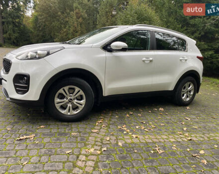Белый Киа Sportage, объемом двигателя 2 л и пробегом 89 тыс. км за 17800 $, фото 16 на Automoto.ua