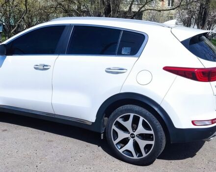 Білий Кіа Sportage, об'ємом двигуна 2 л та пробігом 152 тис. км за 17000 $, фото 5 на Automoto.ua