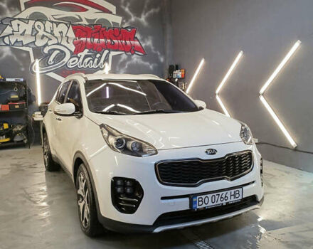 Белый Киа Sportage, объемом двигателя 2 л и пробегом 176 тыс. км за 17700 $, фото 4 на Automoto.ua