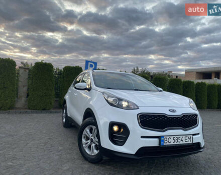 Кіа Sportage 2016 у Львові на Automoto.ua Білий Кіа Sportage, об'ємом двигуна 2 л та пробігом 89 тис. км за 17890 $, фото 42 на Automoto.ua