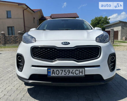 Білий Кіа Sportage, об'ємом двигуна 1.7 л та пробігом 138 тис. км за 16600 $, фото 7 на Automoto.ua