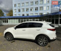 Білий Кіа Sportage, об'ємом двигуна 2 л та пробігом 167 тис. км за 19000 $, фото 5 на Automoto.ua