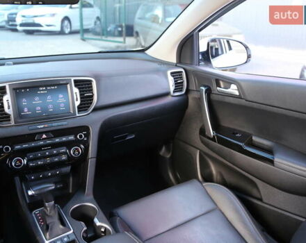 Белый Киа Sportage, объемом двигателя 2 л и пробегом 96 тыс. км за 18500 $, фото 14 на Automoto.ua