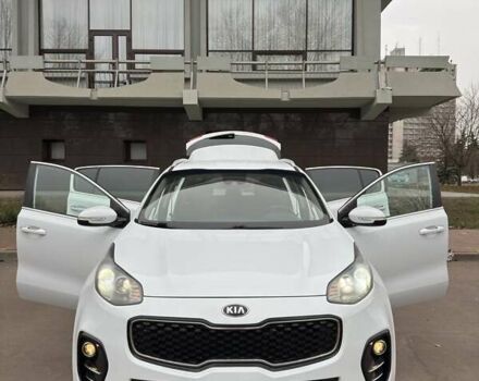 Белый Киа Sportage, объемом двигателя 2 л и пробегом 227 тыс. км за 15950 $, фото 2 на Automoto.ua