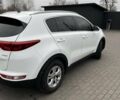 Белый Киа Sportage, объемом двигателя 1.69 л и пробегом 284 тыс. км за 15500 $, фото 7 на Automoto.ua