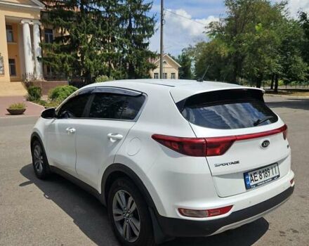Білий Кіа Sportage, об'ємом двигуна 2 л та пробігом 134 тис. км за 18500 $, фото 7 на Automoto.ua