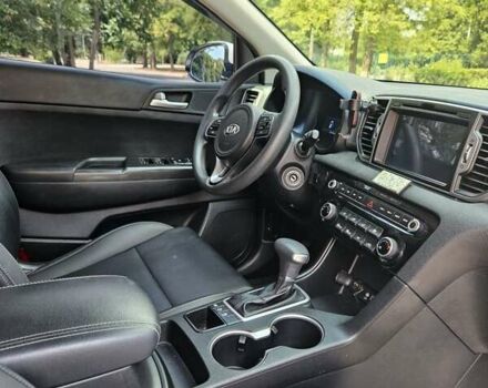Білий Кіа Sportage, об'ємом двигуна 2 л та пробігом 134 тис. км за 18500 $, фото 12 на Automoto.ua