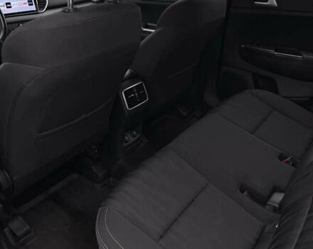 Белый Киа Sportage, объемом двигателя 1.69 л и пробегом 284 тыс. км за 15500 $, фото 14 на Automoto.ua