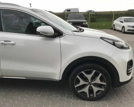 Білий Кіа Sportage, об'ємом двигуна 2 л та пробігом 193 тис. км за 19290 $, фото 5 на Automoto.ua