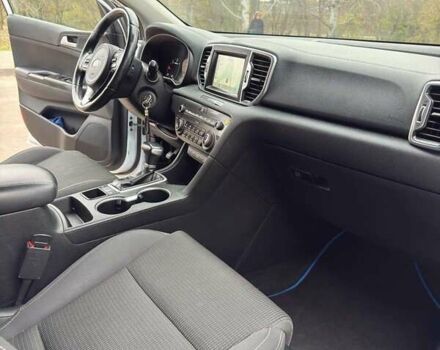 Белый Киа Sportage, объемом двигателя 2 л и пробегом 227 тыс. км за 15950 $, фото 19 на Automoto.ua