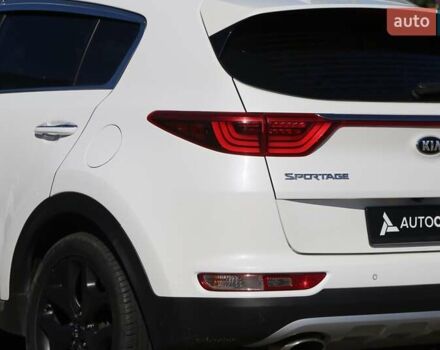 Белый Киа Sportage, объемом двигателя 2 л и пробегом 96 тыс. км за 18500 $, фото 7 на Automoto.ua