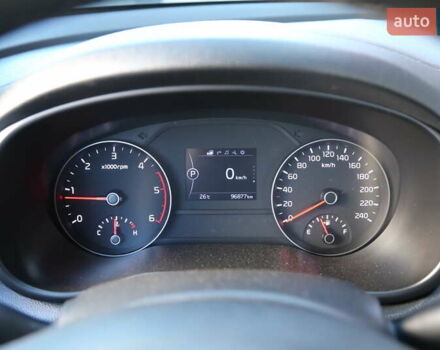Белый Киа Sportage, объемом двигателя 2 л и пробегом 96 тыс. км за 18500 $, фото 16 на Automoto.ua