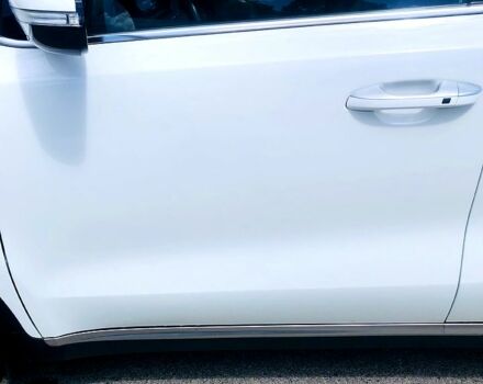 Белый Киа Sportage, объемом двигателя 2 л и пробегом 205 тыс. км за 22500 $, фото 2 на Automoto.ua