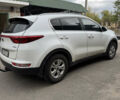 Киа Sportage 2017 в Днепре (Днепропетровске) на Automoto.ua Белый Киа Sportage, объемом двигателя 1.69 л и пробегом 198 тыс. км за 14500 $, фото 2 на Automoto.ua