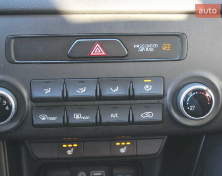 Білий Кіа Sportage, об'ємом двигуна 2 л та пробігом 222 тис. км за 13999 $, фото 26 на Automoto.ua