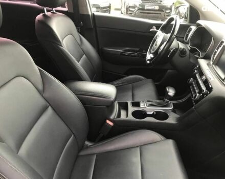 Білий Кіа Sportage, об'ємом двигуна 2 л та пробігом 193 тис. км за 19290 $, фото 16 на Automoto.ua