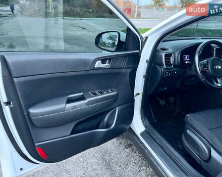 Белый Киа Sportage, объемом двигателя 1.59 л и пробегом 130 тыс. км за 14900 $, фото 27 на Automoto.ua