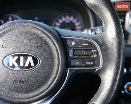 Белый Киа Sportage, объемом двигателя 2 л и пробегом 96 тыс. км за 18500 $, фото 17 на Automoto.ua