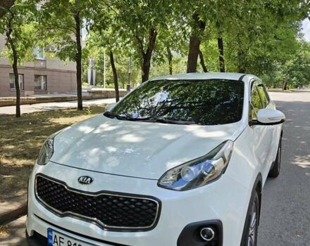 Білий Кіа Sportage, об'ємом двигуна 2 л та пробігом 134 тис. км за 18500 $, фото 3 на Automoto.ua