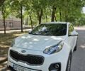 Білий Кіа Sportage, об'ємом двигуна 2 л та пробігом 134 тис. км за 18500 $, фото 3 на Automoto.ua